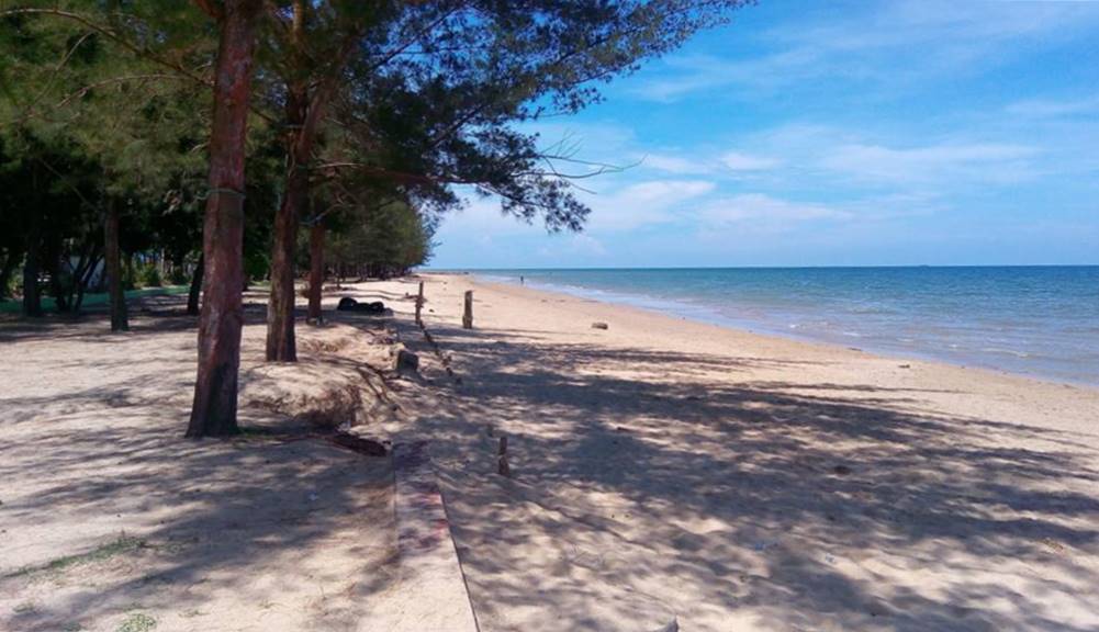 Pantai Manggar